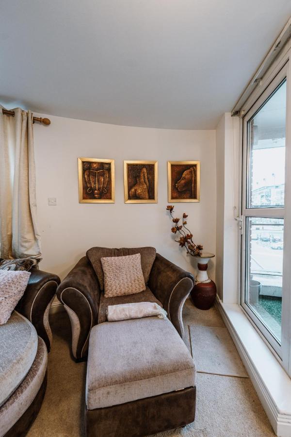 Smithfield Square Nest Entire Apt Dublin Exterior foto