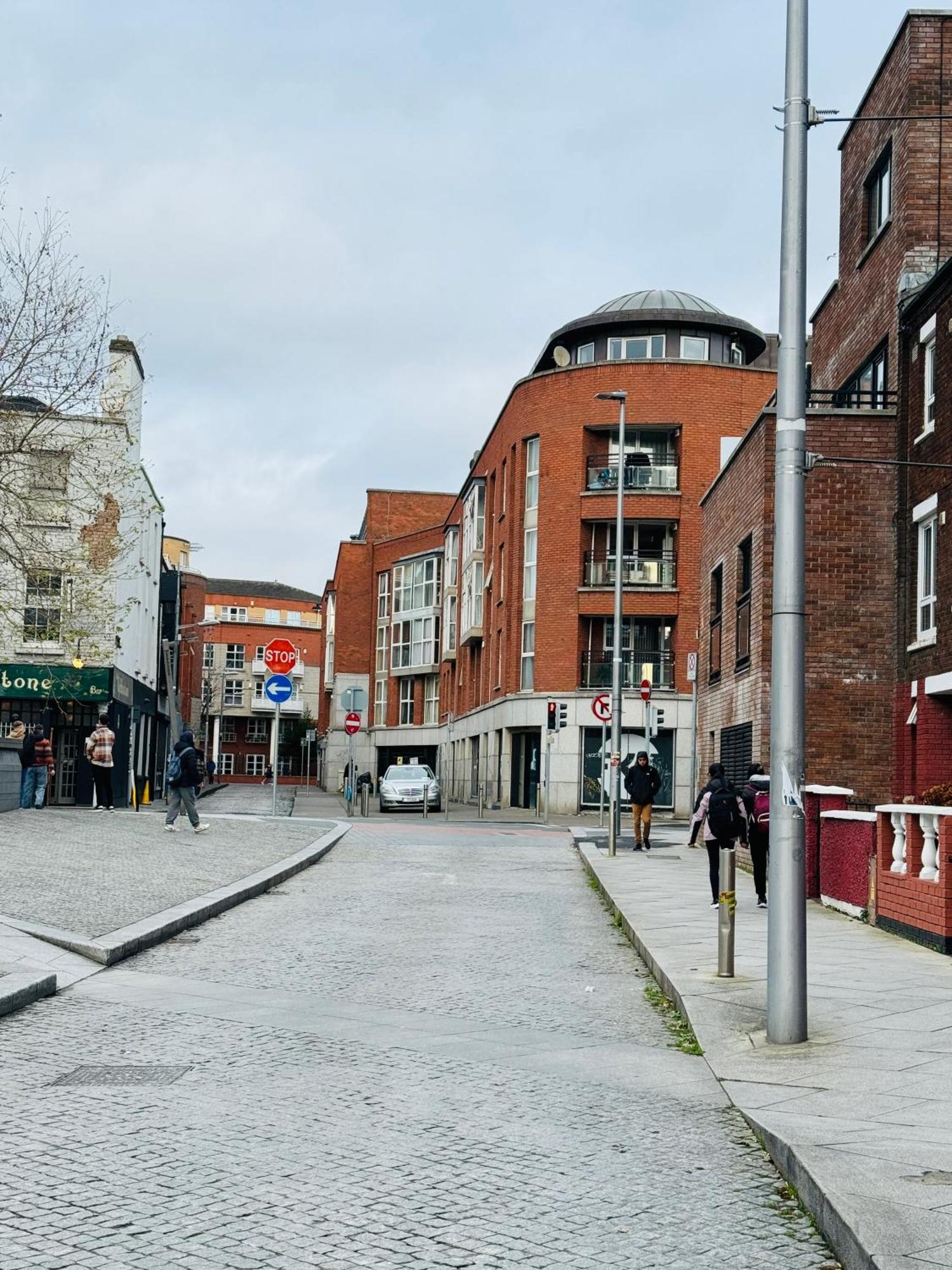 Smithfield Square Nest Entire Apt Dublin Exterior foto